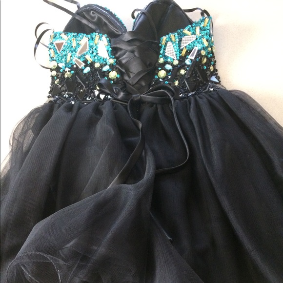 NWOT Dave and Johnny mini tulle prom dress - Picture 3 of 5